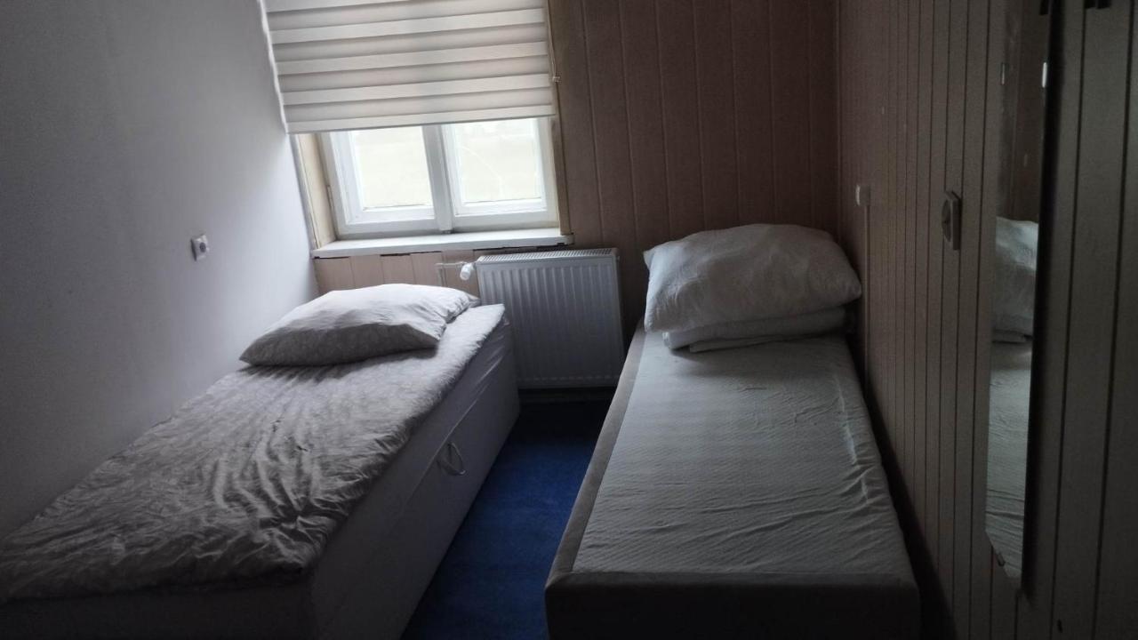 Sagittarius Hostel- Pracowniczy Łódź Esterno foto